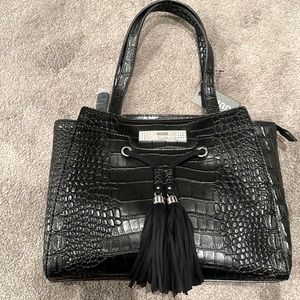 Black leather Authentic Guess purse